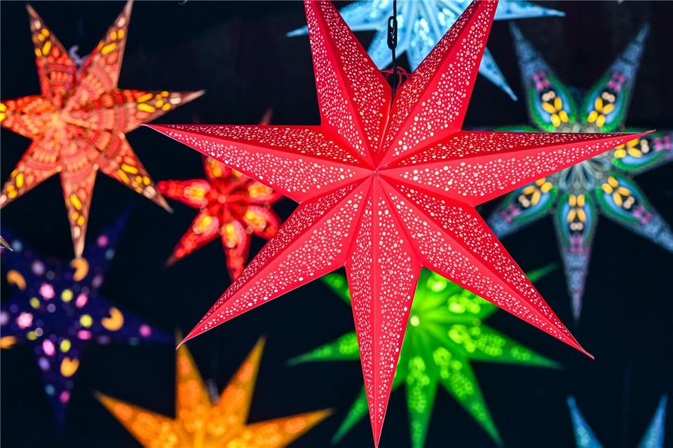 In der Hauptstadt gibt es bereits die ersten weihnachtlichen Vorboten. (Archivbild)Jens Kalaene/dpa