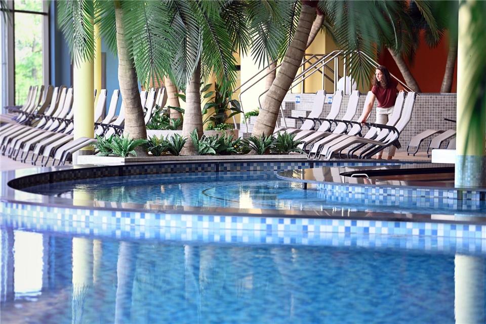 In der Havel-Therme in Werder hat es nach Angaben von Geschäftsführer Andreas Schauer Probleme mit gewaltbereiten Männergruppen gegeben. (Archivfoto)Soeren Stache/dpa-Zentralbild/dpa