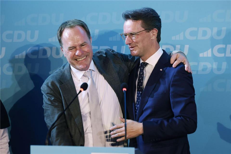 In der NRW-Landeshauptstadt geht Amtsinhaber Stephan Keller (CDU) in eine zweite Amtszeit.David Young/dpa