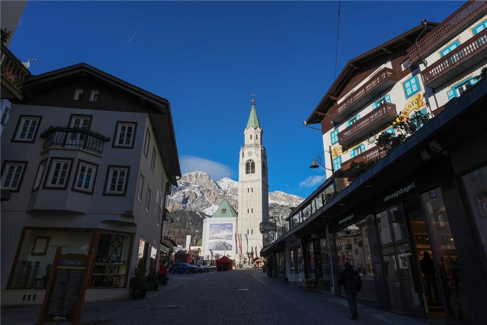 In der Nähe von Cortina d’Ampezzo stürzte ein Deutscher zu Tode. (Archivbild)Giovanni Auletta/AP/dpa