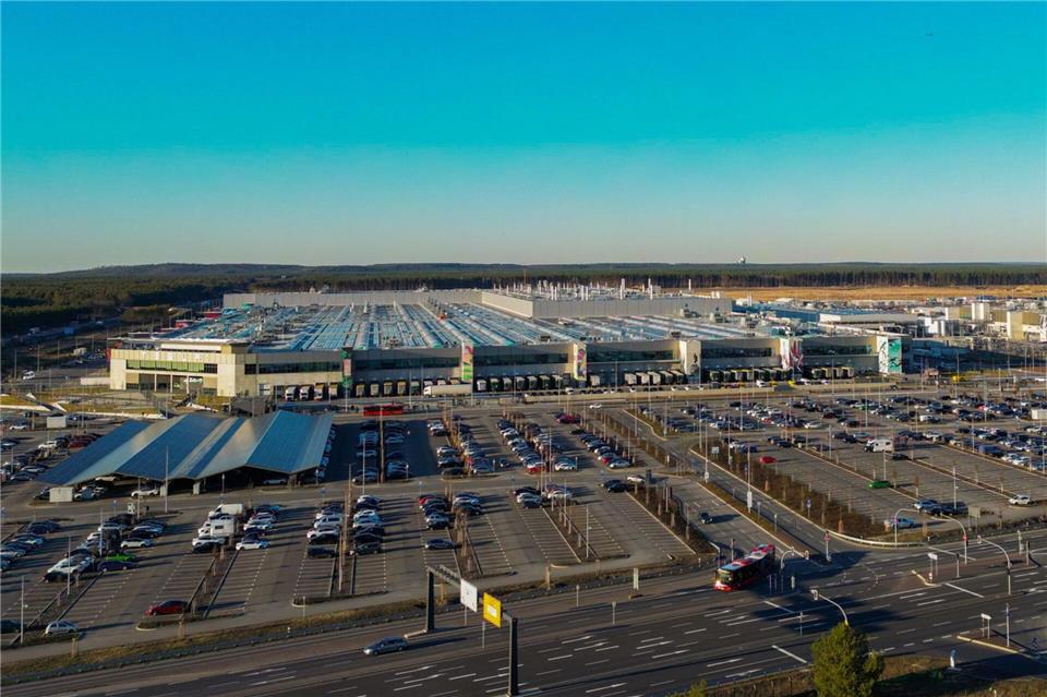 In der Tesla Gigafactory Berlin-Brandenburg hat es gebrannt. (Archivbild)Patrick Pleul/dpa