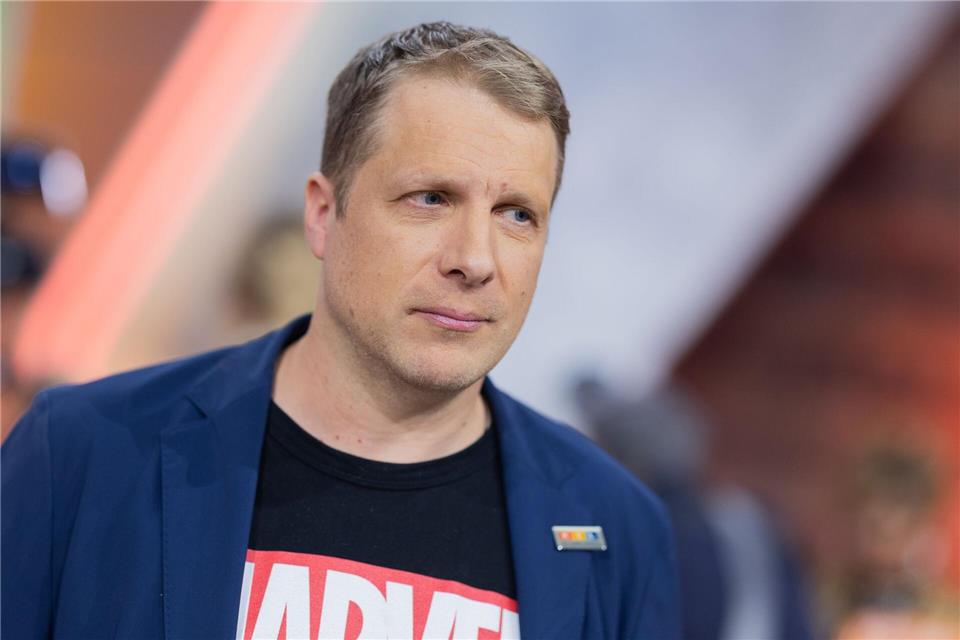 In der Vergangenheit sei er schon mal fremdgegangen, sagt der Komiker.Rolf Vennenbernd/dpa