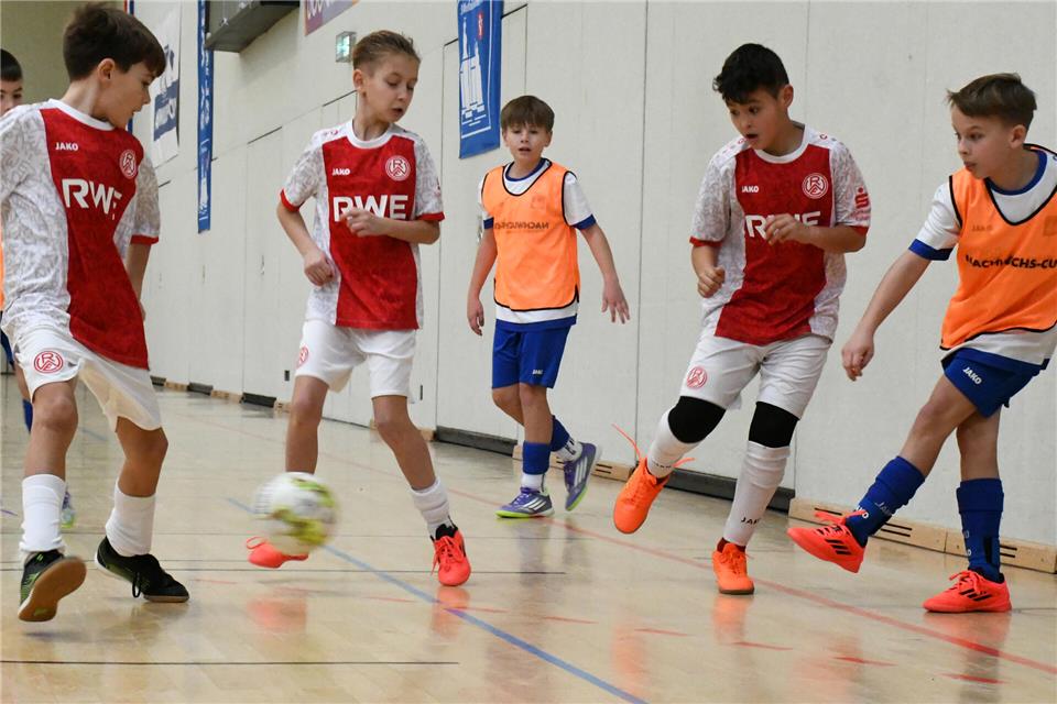 In der Zwischenrunde setzte sich die Gemener E-Jugend gegen RW Essen mit 1:0 durch und landete am Ende auf Platz vier.