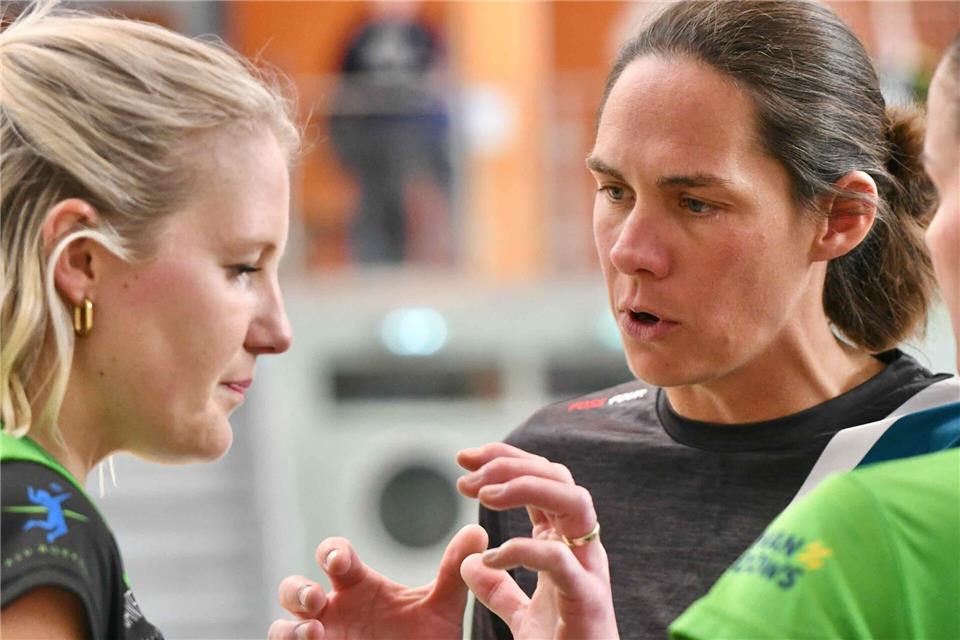 In der aktuellen Saison zählt Kira Walkenhorst zum Co-Trainer-Team der Skurios Volleys Borken. In der kommenden Spielzeit steht sie beim Erstligisten als Cheftrainerin in der Verantwortung.
