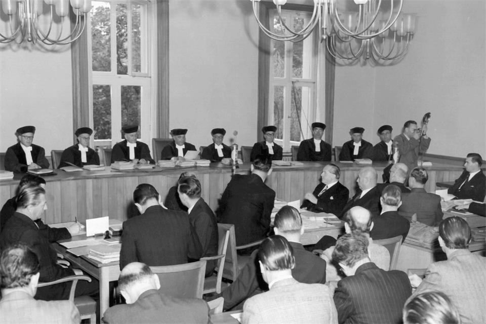 In der ersten Sitzung in Karlsruhe ging es um die Neugliederung Baden-Württembergs. (Archivbild)Dpa/dpa