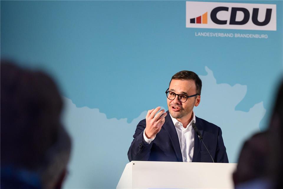 In der kommenden Woche beginnen SPD und CDU in Brandenburg mit Koalitionsverhandlungen. Eine neue Regierung muss beweisen, dass sie „handlungsfähig“ ist, wie CDU-Landesvorsitzender Redmann sagt.(Archivbild)Patrick Pleul/dpa