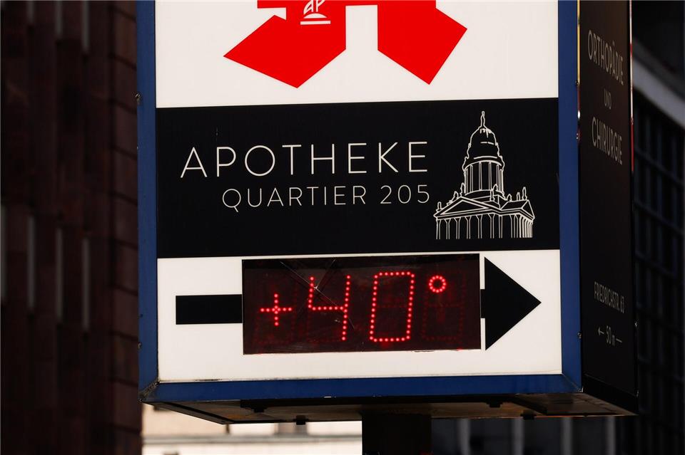 In der letzten Juniwoche stiegen die Temperaturen in Deutschland stark an (Archivbild). Carsten Koall/dpa