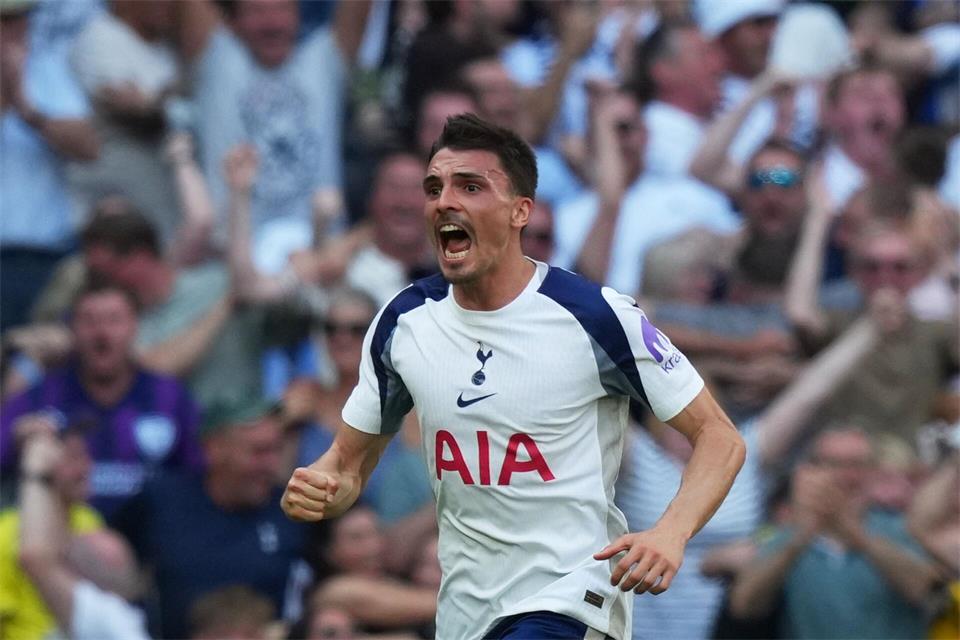 In der vergangenen Saison spielte João Palhinha für Tottenham Hotspur. (Archivbild)Frank Augstein/AP/dpa