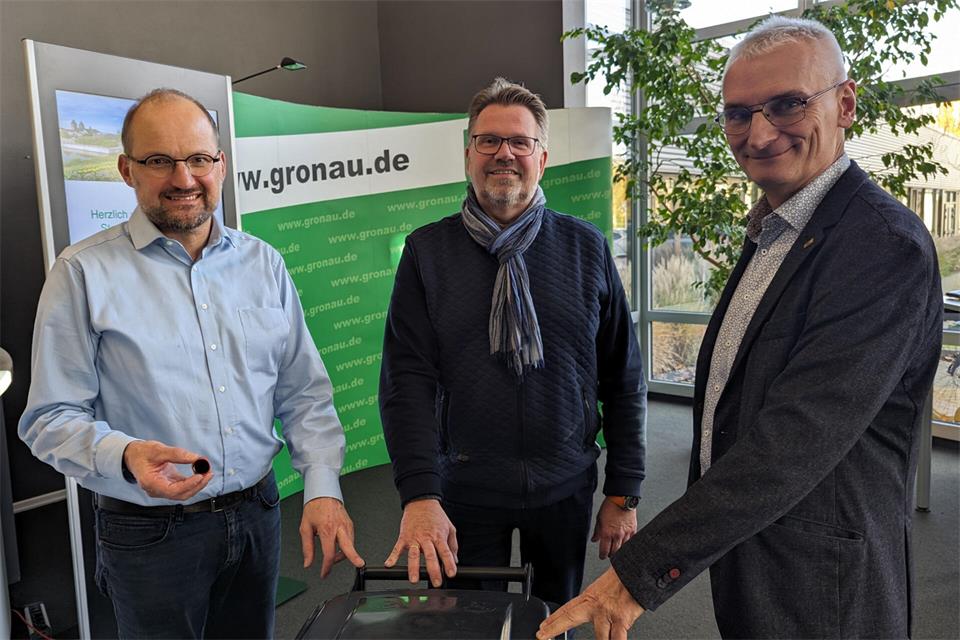 In die Amtszeit von Stadtbaurat Ralf Groß-Holtick (r.) fielen eine Vielzahl komplexer Themen. Dazu gehörte auch die Neuorganisation des Abfallwesens, die von der Politik unterstützt wurde, in Teilen der Bürgerschaft allerdings Kritik hervorrief.