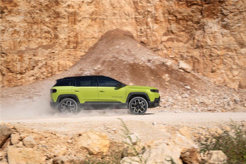 In die Länge gezogen? Der Jeep Compass 4,55 Meter lang.Jeep/Stellantis/dpa-tmn
