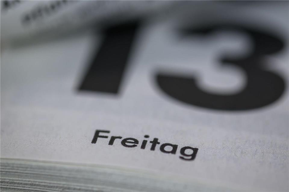 In diesem Jahr fallen drei Freitage auf den 13. eines Monats. (Archivbild)Hendrik Schmidt/dpa