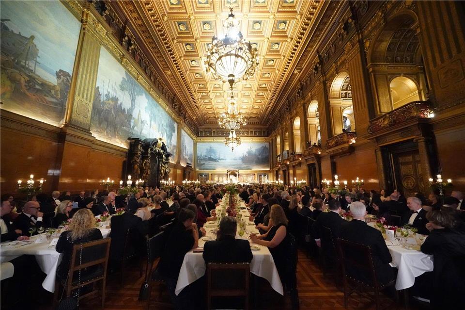 In diesem Jahr kommen Ex-Kanzlerin Merkel und EU-Ratspräsident Costa ins Rathaus. (Archivbild)  Marcus Brandt/dpa