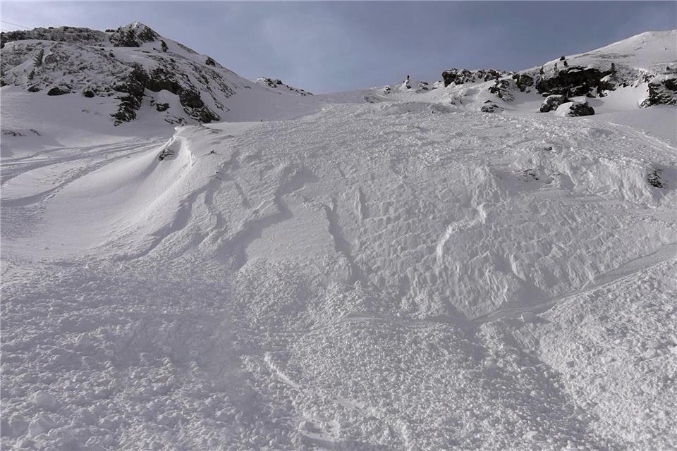 In diesem Winter gibt es ungewöhnlich viele Lawinen wie hier in Tirol. (Archivbild)Zoom.Tirol/APA/dpa