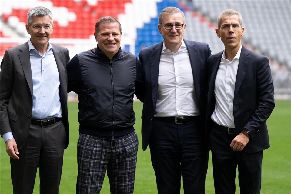 In dieser Form ist die Führung des FC Bayern nicht mehr lange zusammen, Michael Diederich (r.) verlässt den Club bald.Sven Hoppe/dpa