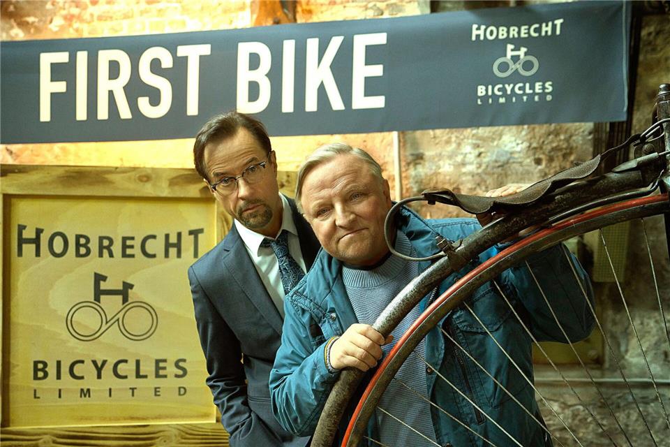 In einer Fahrradmanufaktur stoßen die Ermittler auf eine Leiche - in der Tiefkühltruhe.Frank Dicks/WDR/Molina Film/ARD/dpa