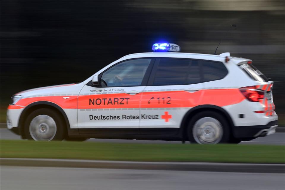 In einer Kiesgrube in Schwaben wurde ein 71-Jähriger bei Arbeiten schwer verletzt. (Symbolbild)Patrick Seeger/dpa