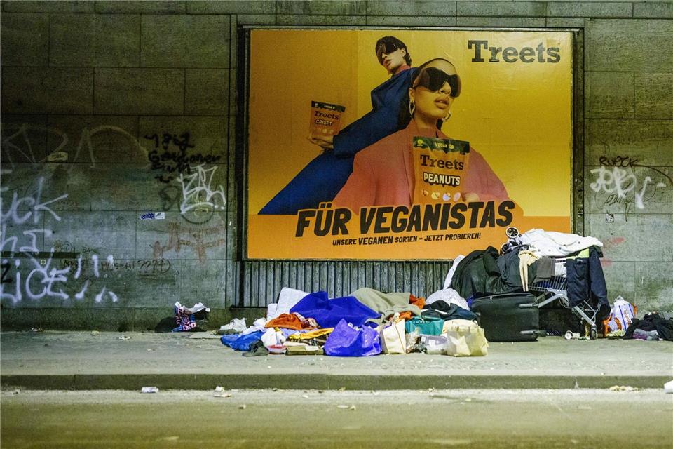 In einer der kältesten Nächte des Jahres harrten Obdachlose auf der Straße aus. Carsten Koall/dpa