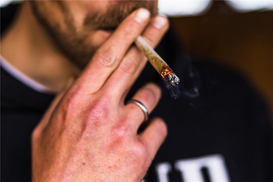 In einigen Berufen kann der Arbeitgeber ein berechtigtes Interesse an einem Drogentest haben.picture alliance/dpa