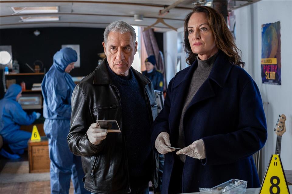 In ihrem neuen Fall verschlägt es Matthias Hamm (Ralph Herforth) und Jana Winter (Natalia Wörner) unter anderem auf ein Hausboot.Manju Sawhney/ZDF/dpa