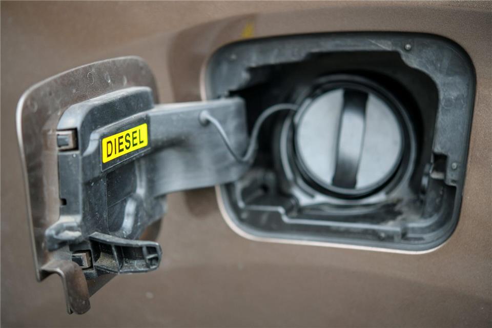In mehreren Fällen haben Unbekannte Diesel gestohlen. (Symbolbild)Patrick Pleul/dpa-Zentralbild/dpa
