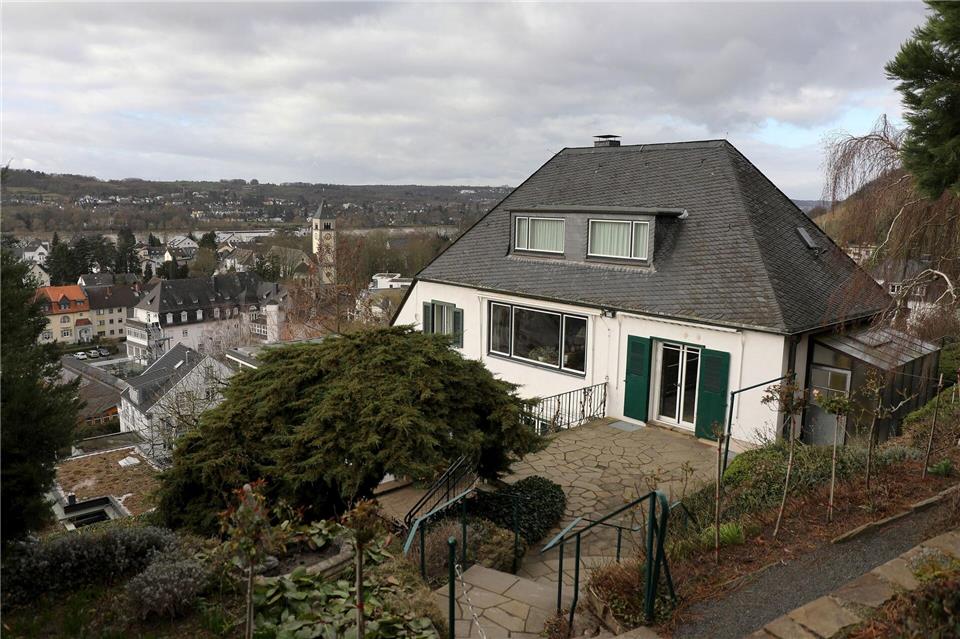In sein Haus in Rhöndorf bei Bonn lud Adenauer 1949 Parteigrößen ein, um seine Nominierung zum Bundeskanzler sicherzustellen. (Archivbild)Oliver Berg/dpa