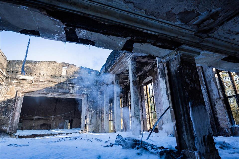 In unmittelbarer Nähe befindet sich auch die ehemalige Villa von NS-Propagandaminister J. Goebbels auf dem Bogensee-Areal. (Archivbild)Christoph Soeder/dpa