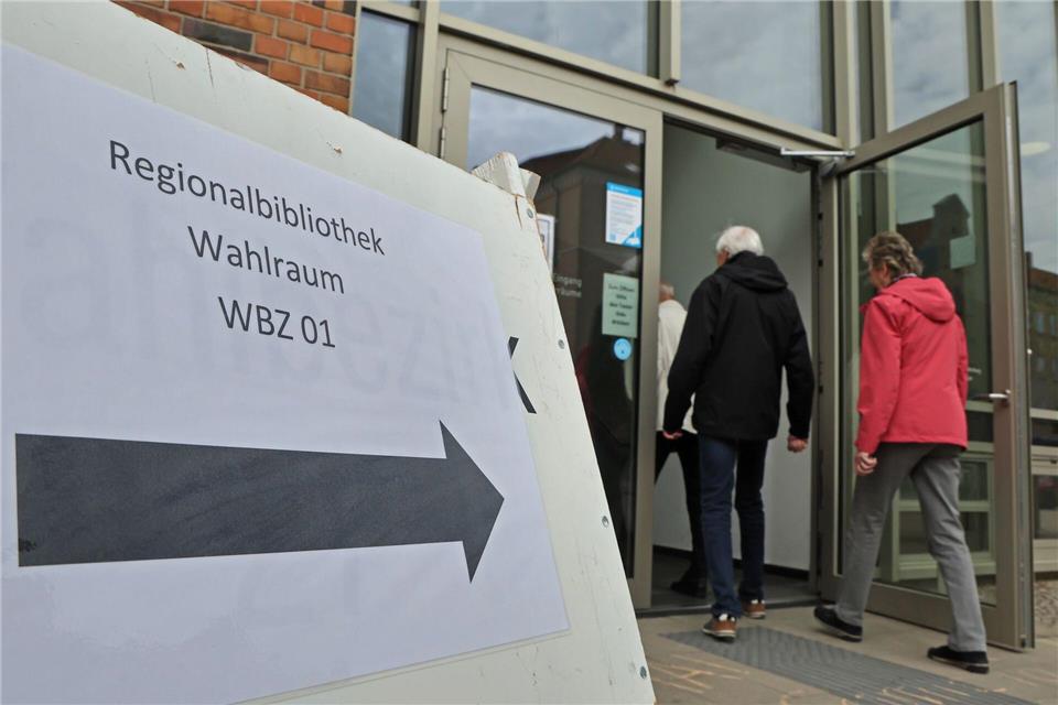 In vier Landkreisen Mecklenburg-Vorpommerns wurden die Landräte neu gewählt. Bernd W�stneck/dpa