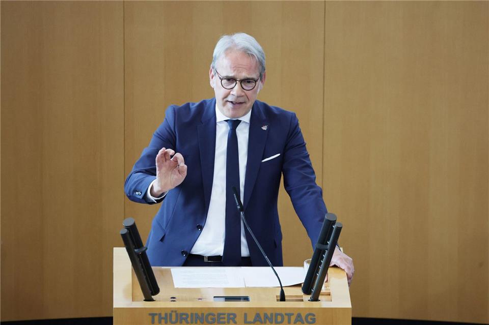 Innenminister Georg Maier legte dem Landtag ein neues Polizeigesetz vor. Bodo Schackow/dpa