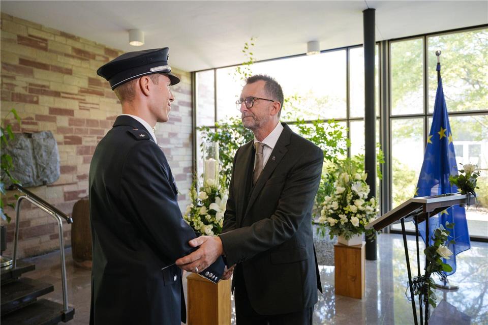 Innenminister Jost kondoliert Polizisten. Oliver Dietze/dpa