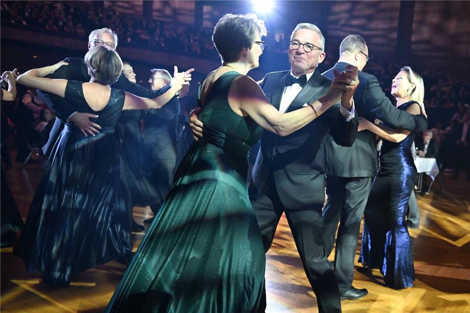 Innenminister Thomas Stobl (CDU) eröffnete den Ball in Vertretung des erkrankten Winfried Kretschmann (Grüne).Bernd Weißbrod/dpa
