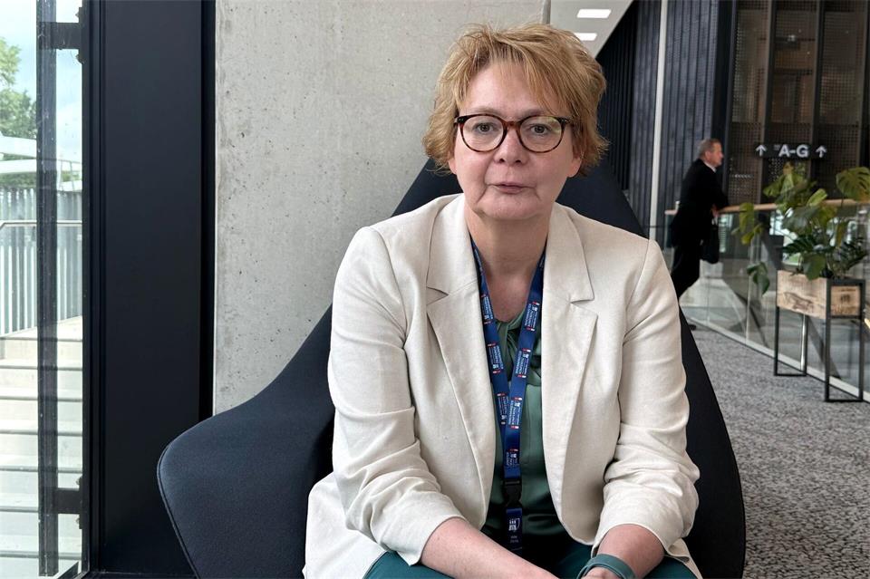 Innenministerin Behrens will nicht ignorieren, dass mit der AfD eine als gesichert rechtsextremistisch eingestufte Partei jetzt Landräte und Bürgermeister stellen wolle. (Archivbild)Anne-Béatrice Clasmann/dpa