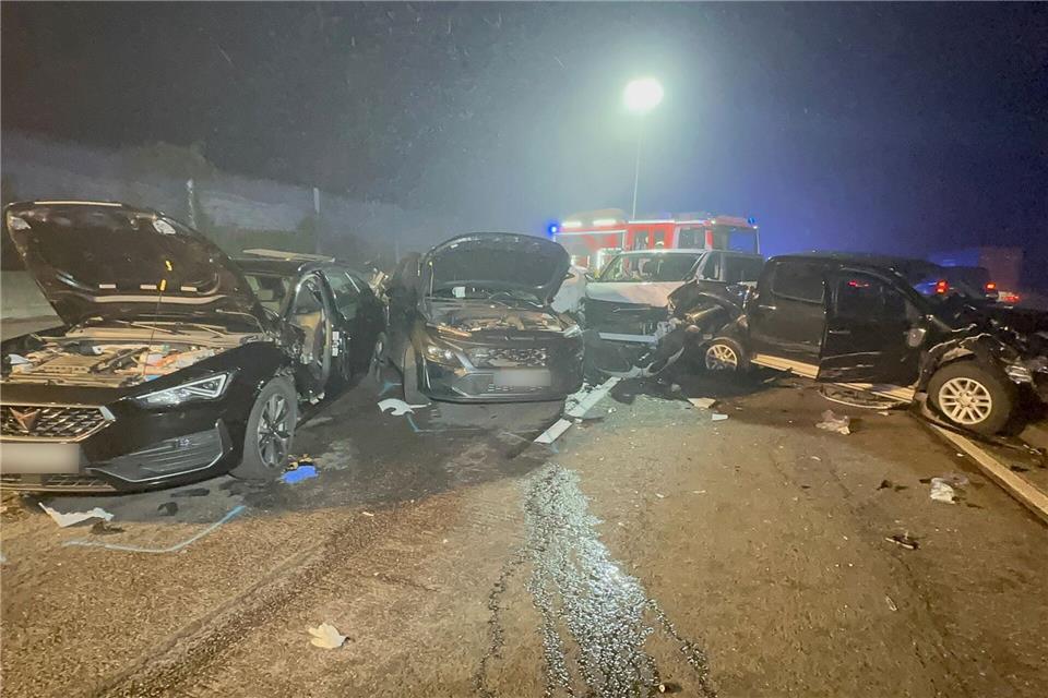 Insgesamt 13 Menschen wurden verletzt, drei von ihnen schwer.Fritz Demel/dpa