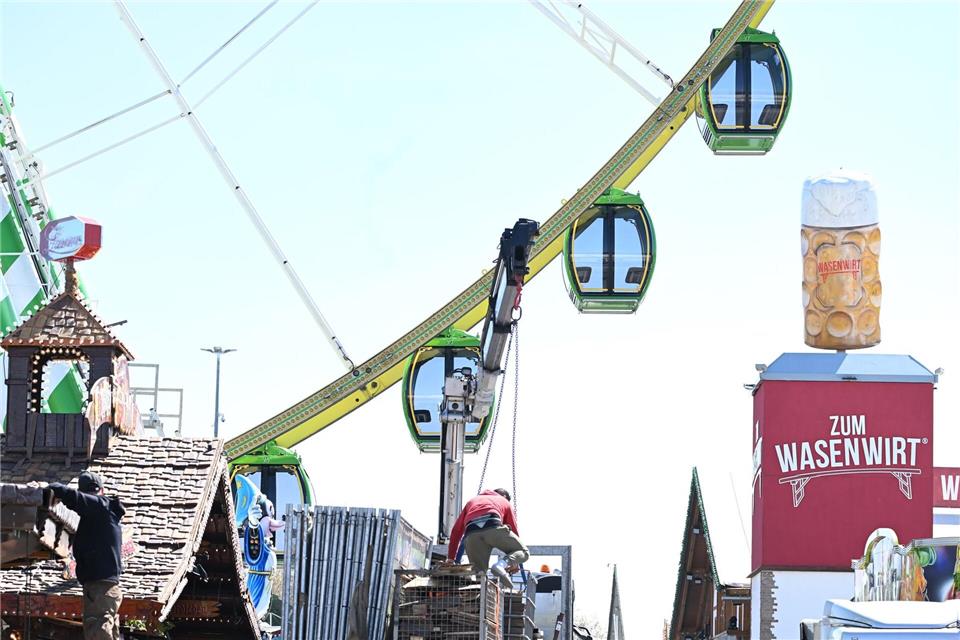 Insgesamt wird an 23 Tagen gefeiert. (Archivbild) Bernd Weißbrod/dpa
