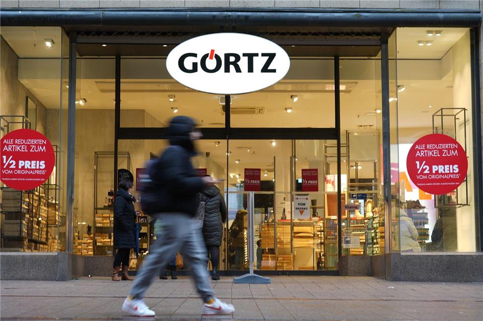 Insolvenzverwalter Gideon Böhm hat nach der neuerlichen Insolvenz des Schuhhändlers Görtz die Zustimmung der Bundesarbeitsagentur zur Vorfinanzierung des Insolvenzgelds beantragt.Marcus Brandt/dpa