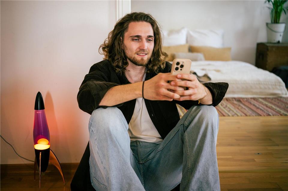 Instagram und Co. sind voller (vermeintlich) glücklicher Pärchen: Der Blick in soziale Medien kann Singles ganz schön unter Druck setzen.Nico Tapia/dpa-tmn