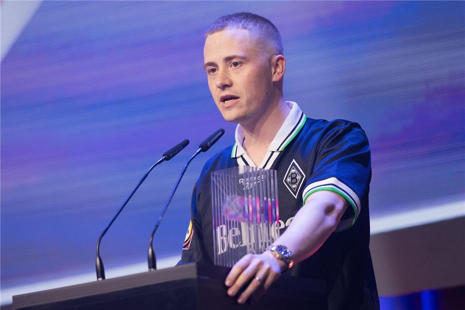 HandOfBlood räumt bei VideoDays als Creator des Jahres ab  Investigativ: Marvin Wildhage gewinnt in der Kategorie „Best in Longform“.Rolf Vennenbernd/dpa