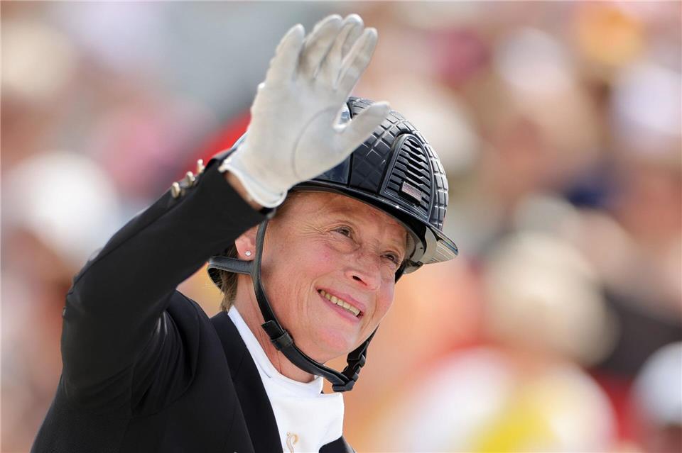 Isabell Werth feierte bei den Olympischen Spielen in Paris zwei Medaillen und will bei der WM weiteres Edelmetall gewinnen. (Archivbild)Rolf Vennenbernd/dpa