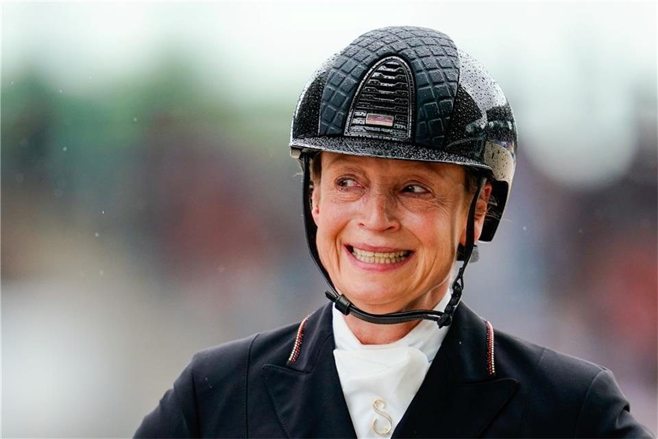 Isabell Werth verurteilt Charlotte Dujardins Schläge auf Pferdebeine.