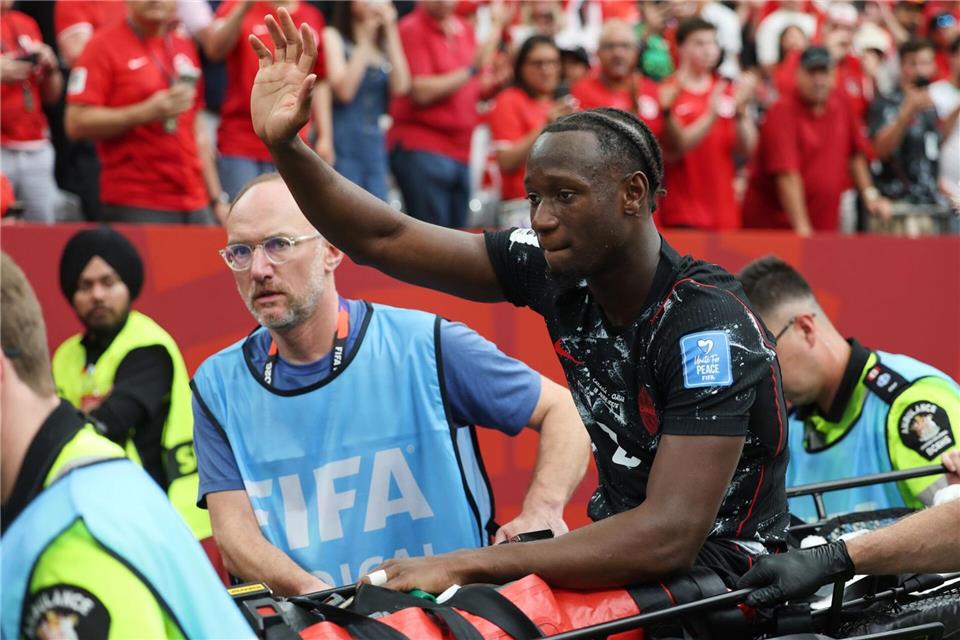 Ismael Koné hat sich nach seiner schweren Verletzung zu Wort gemeldet.Emma Peterson/AP/dpa