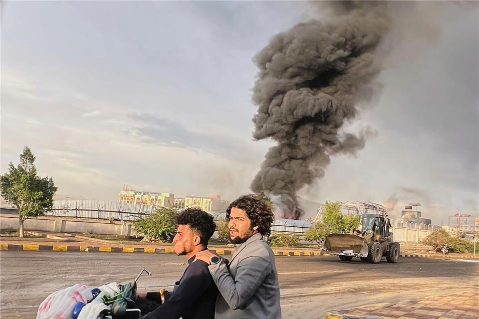 Israel greift seit Monaten Ziele im Jemen an als Reaktion auf Angriffe der Huthi.STR/AP/dpa