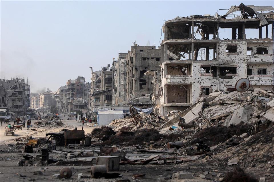 Israels Armee will Waffenruhe wieder einhalten Israels Armee will die Waffenruhe nach heftigen Angriffen auf Ziele in Gaza nun wieder einhalten. (Archivbild)Rizek Abdeljawad/XinHua/dpa