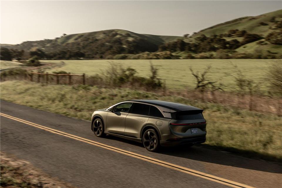 Ist es ein Van? Nein, ein SUV. Der Lucid Gravity wird ab Herbst auch in Deutschland verkauft.Lucid/dpa-tmn