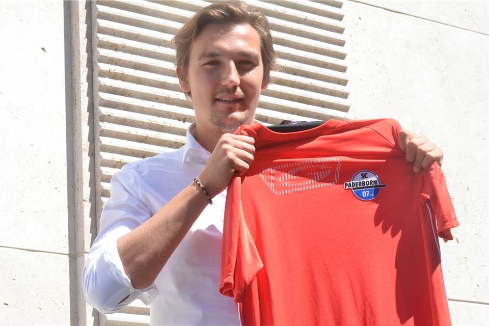 Ist seit dem 1. Juli für den U16-Nachwuchs des Zweitligisten SC Paderborn verantwortlich: der 24-jährige Borkener Oliver Döking.