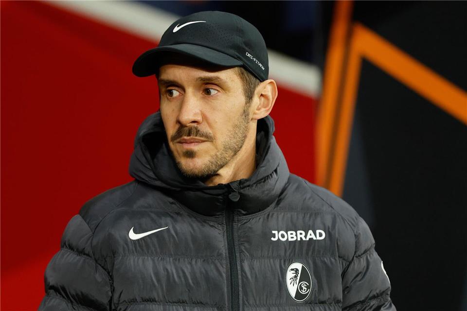 Ist trotz der Niederlage zum Abschluss stolz auf sein Team: SC-Coach Julian SchusterJean-Francois Badias/AP/dpa