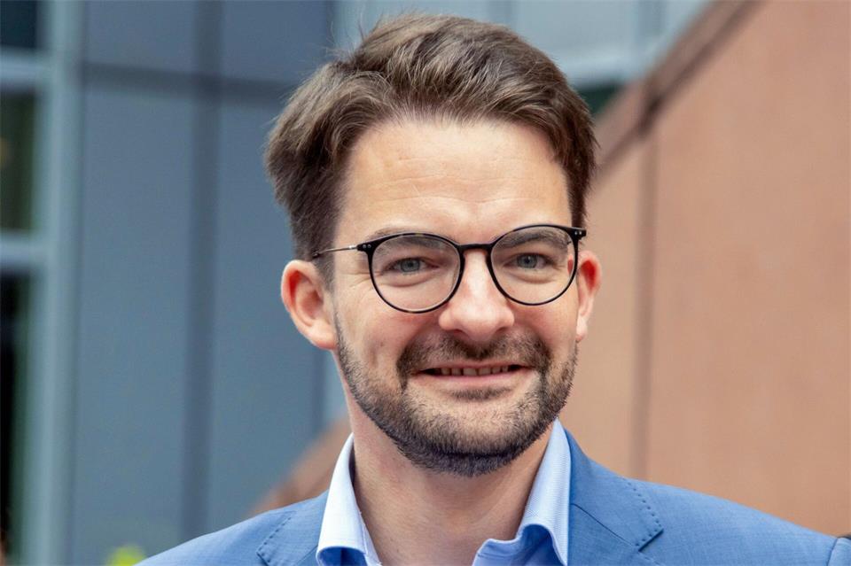 JU-Chef Manuel Knoll steht vor einem echten Karrieresprung. (Archivbild)Pia Bayer/dpa