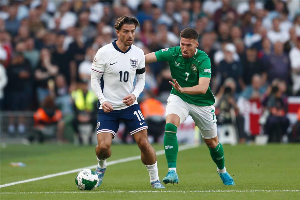 Jack Grealish (l) hat eine neue Herausforderung gefundenPeter Morrison/AP/dpa