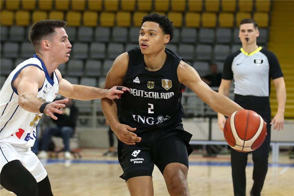 Jack Kayil versuchte Linie ins deutsche Spiel zu bringen.Matthias Stickel/dpa