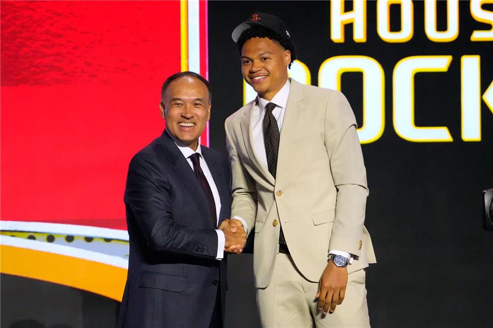 Jack Kayil wurde von den Rockets gedraftet und dann zu den Knicks geschickt.Yuki Iwamura/AP/dpa