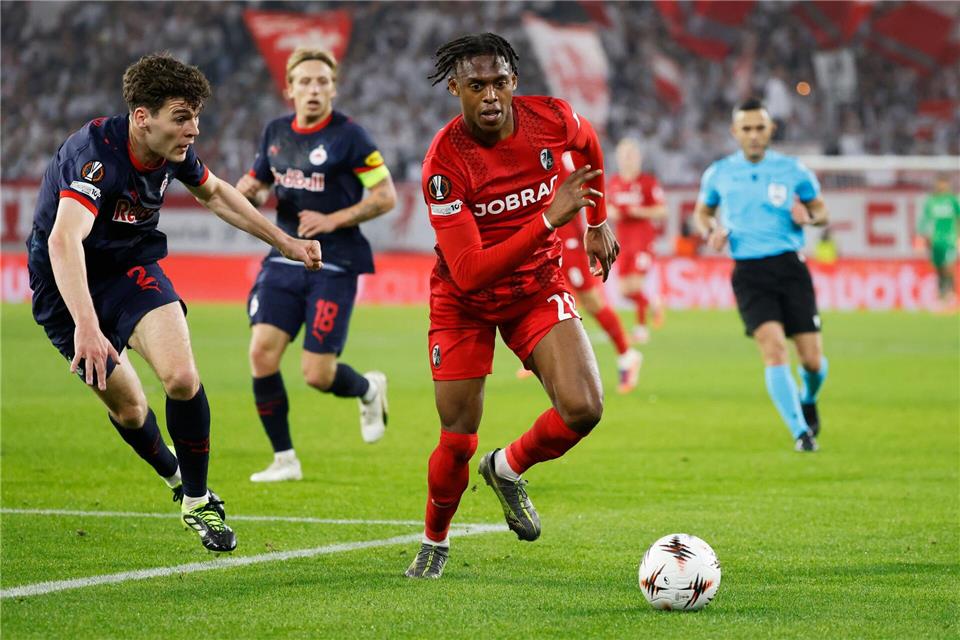 Jacob Rasmussen (l) spielt künftig für den 1. FC Kaiserslautern. (Archivbild)Philipp von Ditfurth/dpa