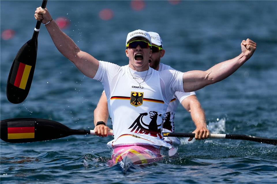 Jacob Schopf (vorn) und Max Lemke kämpfen im A-Finale bei der WM in Mailand um Gold. (Archivbild)Lindsey Wasson/AP/dpa